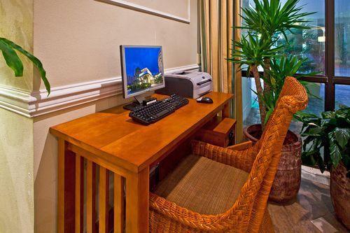 Holiday Inn On The Beach Destin Facilities photo