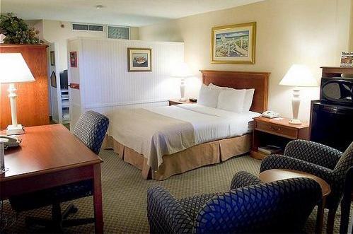 Holiday Inn On The Beach Destin Room photo